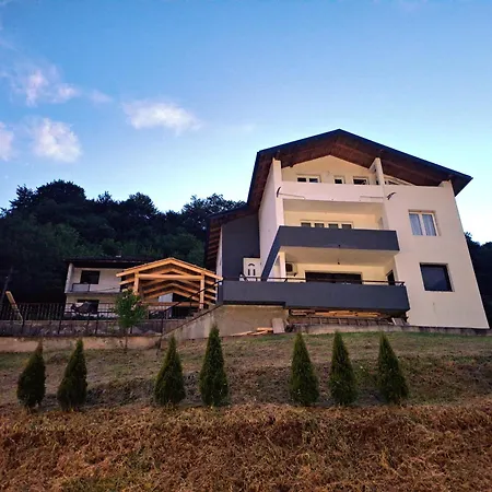 Raft Apartament